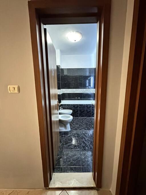 Super House Blloku - 3 Rooms Tirana Kültér fotó