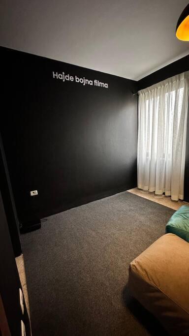 Super House Blloku - 3 Rooms Tirana Kültér fotó