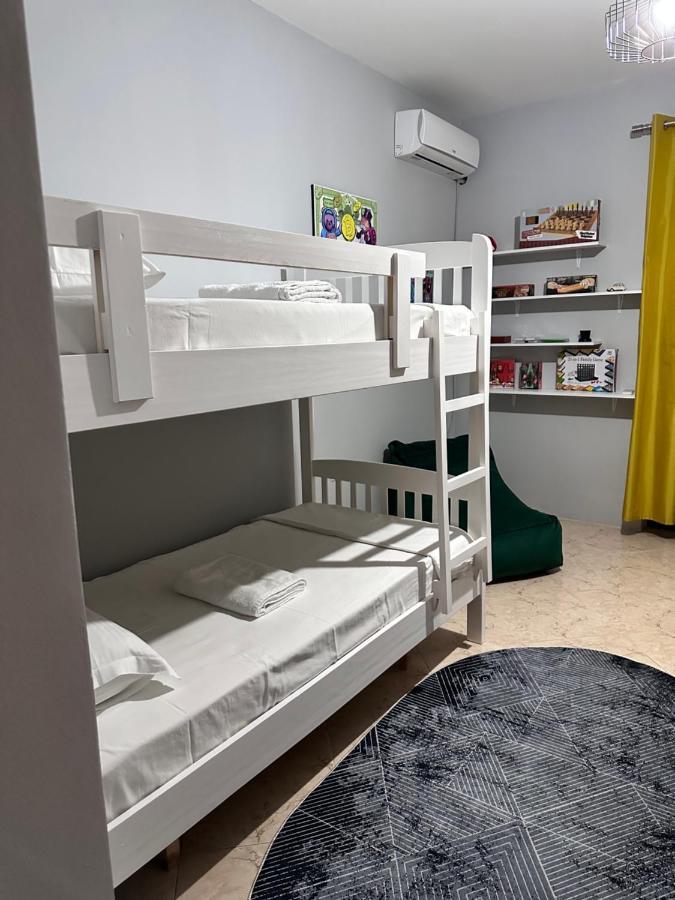 Super House Blloku - 3 Rooms Tirana Kültér fotó
